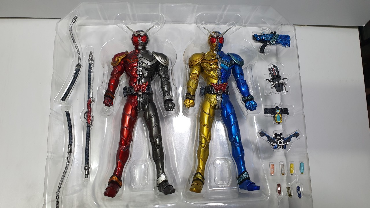 SIC Kamen Rider W Luna Trigger and Heat Metal Unboxed - Layer 1