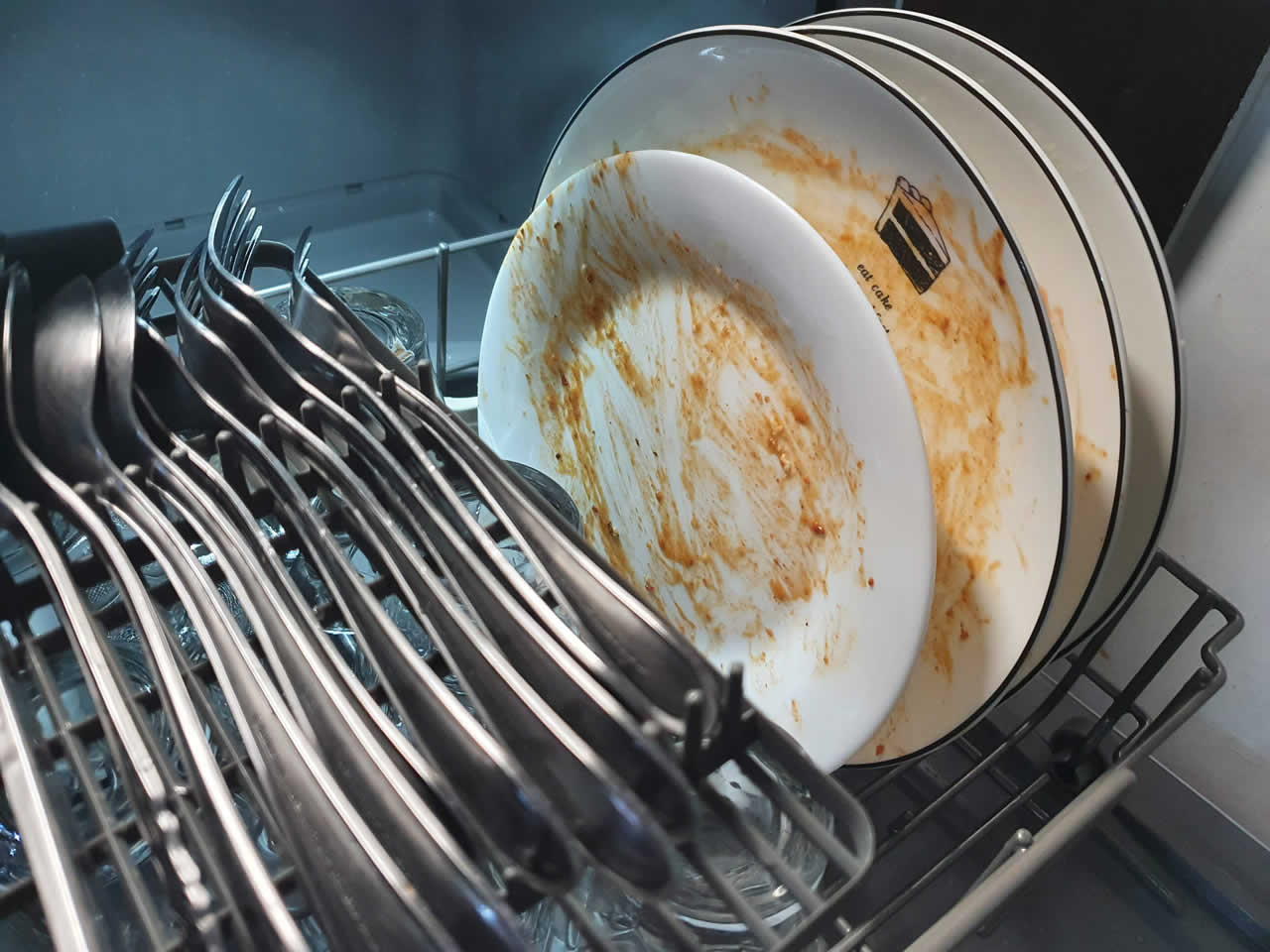 Maximus dishwasher dirtiest plate
